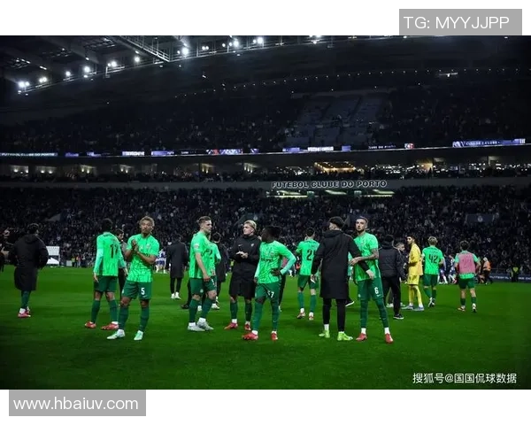 世界杯焦点战：里昂与多特蒙德握手言和全场沸腾赛后点评引发热议