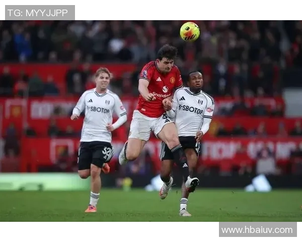 曼联与波尔图激战成平局绝杀时刻点燃全场激情 曼联与波尔图激战成平局绝杀时刻点燃全场激情